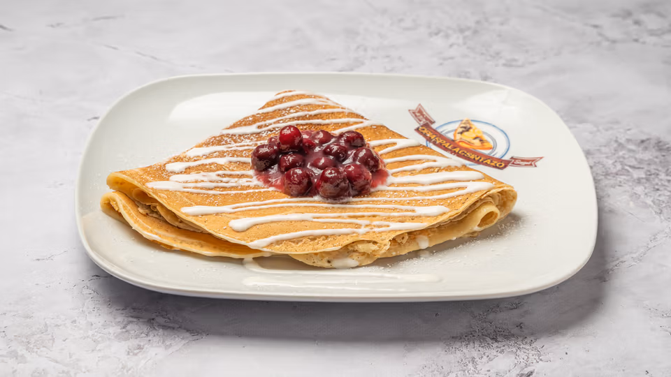 Túrós-Meggyes Óriáspalacsinta